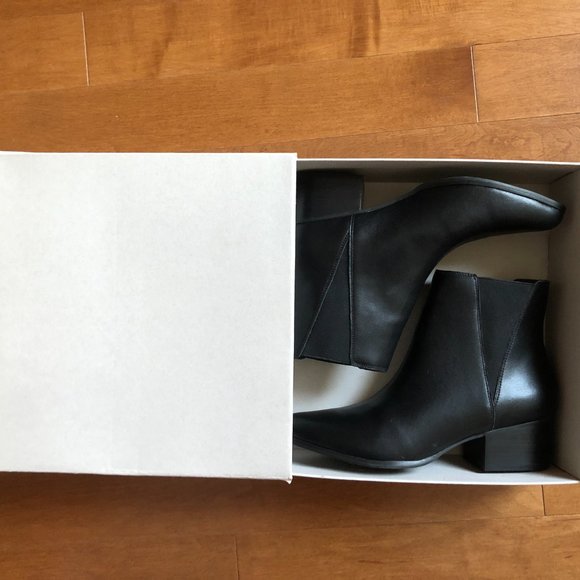 Urban Outfitters Pola Leather Chelsea Boot - Picture 12 of 14